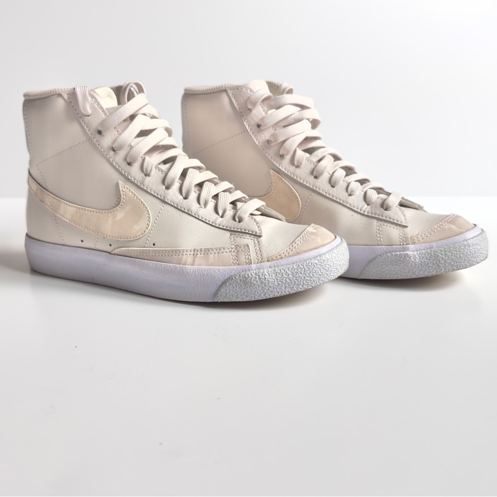 Nike Blazer Mid ‘77 Size 6.5 Youth/EU 39
